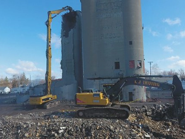 Demolição de Silos